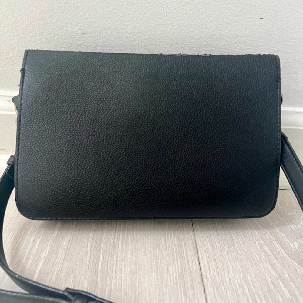 Victoria Secret Body Bag Women's V-Quilted Crossbody Black - Picture 12 of 14
